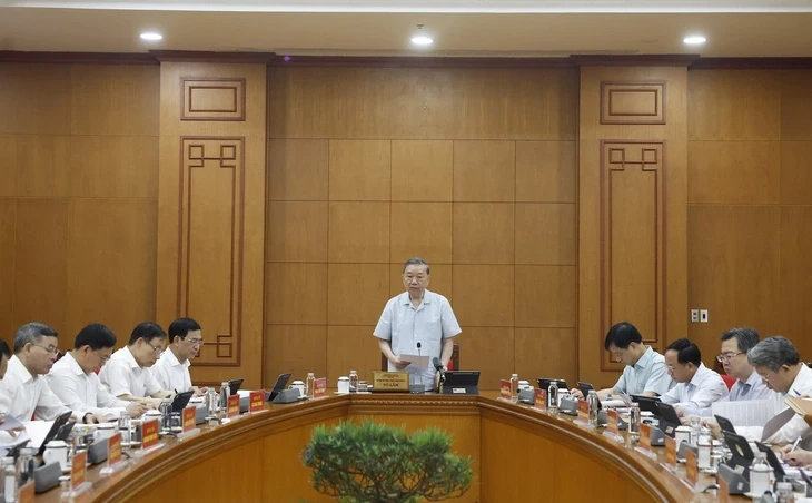 Tổng Bí thư, Chủ tịch nước: Không thể phát triển nhanh, bền vững nếu chỉ mạnh công nghệ, yếu thể chế Tổng Bí thư, Chủ tịch nước: Không thể phát triển nhanh, bền vững nếu chỉ mạnh công nghệ, yếu thể chế