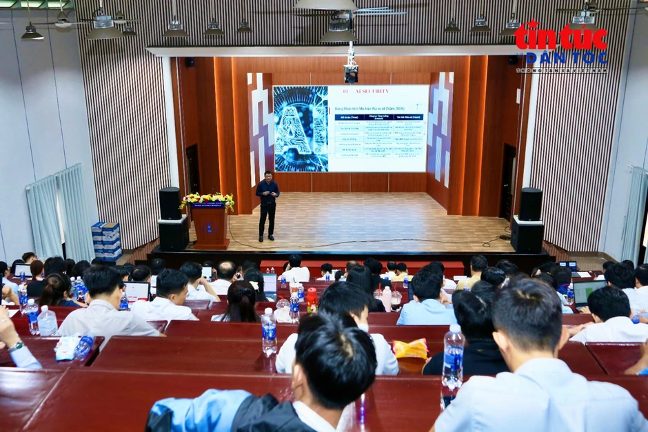 TP Hồ Chí Minh đào tạo lực lượng hỗ trợ chuyển đổi số tại cơ sở TP Hồ Chí Minh đào tạo lực lượng hỗ trợ chuyển đổi số tại cơ sở