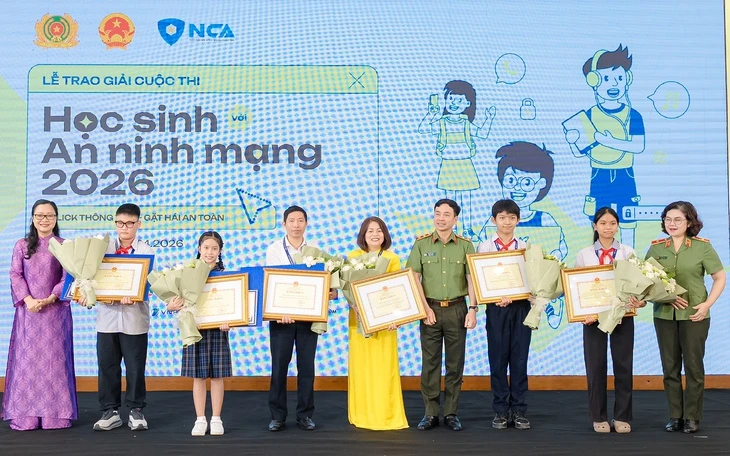 Trao quyền cho thiếu niên để cùng xây dựng không gian mạng an toàn Trao quyền cho thiếu niên để cùng xây dựng không gian mạng an toàn