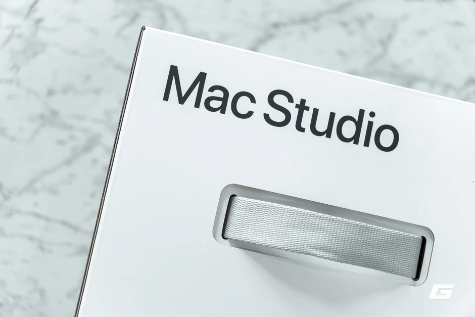Trên tay Mac Studio M5 Max chính hãng tại Việt Nam: Thiết kế nhỏ gọn , hiệu năng mạnh mẽ Trên tay Mac Studio M5 Max chính hãng tại Việt Nam: Thiết kế nhỏ gọn , hiệu năng mạnh mẽ