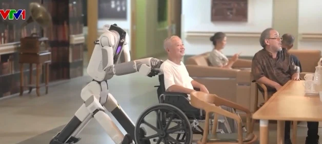 Trung Quốc phát triển mạnh thị trường robot chăm sóc người cao tuổi Trung Quốc phát triển mạnh thị trường robot chăm sóc người cao tuổi