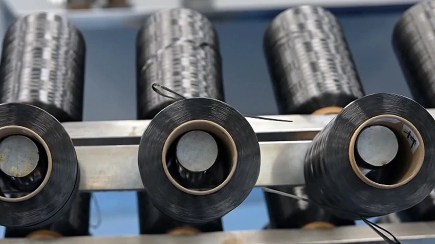 Trung Quốc ra mắt sợi carbon siêu bền nhỏ hơn 1/10 sợi tóc đầu tiên trên thế giới Trung Quốc ra mắt sợi carbon siêu bền nhỏ hơn 1/10 sợi tóc đầu tiên trên thế giới