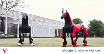 Trung Quốc tung robot “ngựa máy”, có khả năng kéo hàng nặng