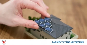 Tuổi thọ thực sự của tấm pin năng lượng mặt trời là bao nhiêu năm?
