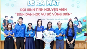 Tuổi trẻ Quảng Trị ra mắt đội hình tình nguyện viên “Bình dân học vụ số vùng biên”