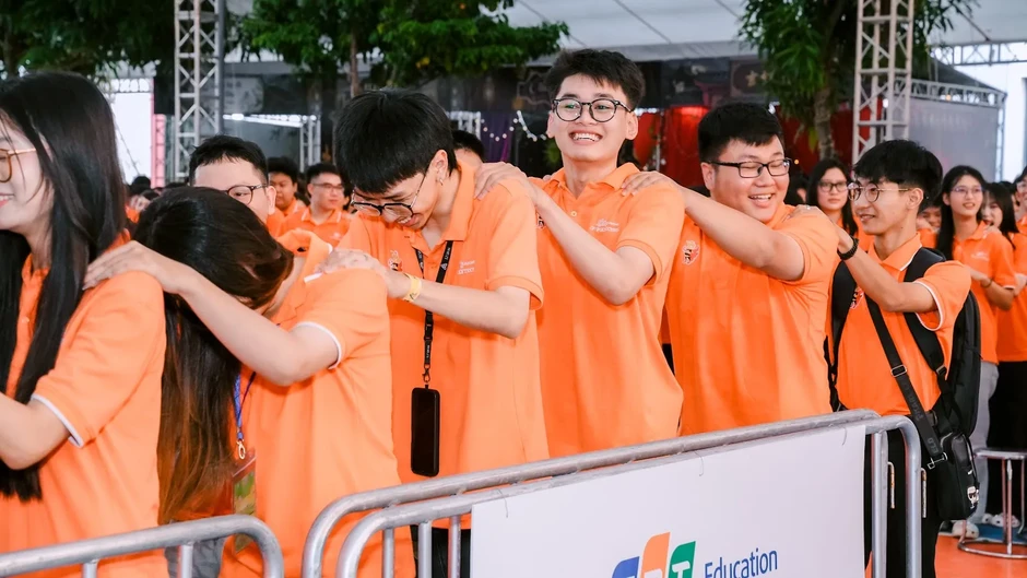 Tưởng chỉ đi làm thủ tục, nhiều người bất ngờ với ngày nhập học của tân sinh viên Tưởng chỉ đi làm thủ tục, nhiều người bất ngờ với ngày nhập học của tân sinh viên