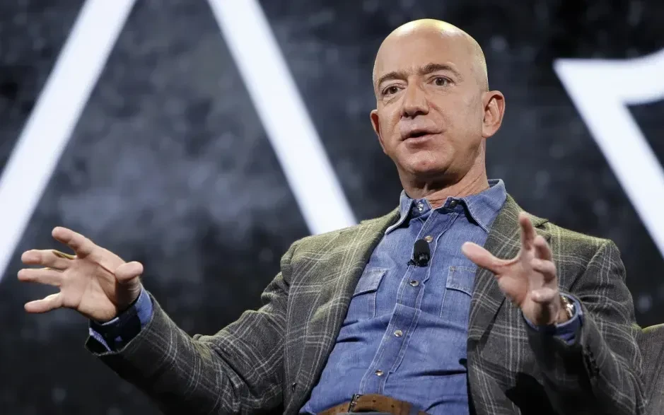 Tỷ phú Jeff Bezos gọi vốn 12 tỷ USD cho AI kỹ sư Tỷ phú Jeff Bezos gọi vốn 12 tỷ USD cho AI kỹ sư