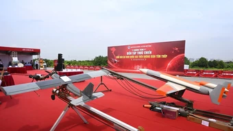 UAV Việt trình diễn khả năng đánh chặn, tiêu diệt mục tiêu