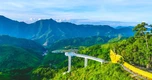 Việt Nam có công trình hình rồng dài 460 m được xác lập kỷ lục: Nối thẳng ra cầu kính, vắt ngang sườn núi ở độ cao gần 800 m, muốn lên phải đi cáp treo