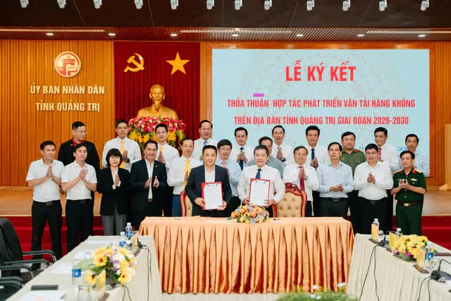 Việt Nam vừa có thêm 1 sân bay đón được Boeing 777, Boeing 787, Airbus A350: Nằm ở miền Trung, đường cất cánh đã hoàn thành 98%, ngay hôm nay thực hiện chuyến bay đặc biệt Việt Nam vừa có thêm 1 sân bay đón được Boeing 777, Boeing 787, Airbus A350: Nằm ở miền Trung, đường cất cánh đã hoàn thành 98%, ngay hôm nay thực hiện chuyến bay đặc biệt