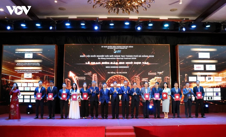 Xây dựng Đà Nẵng trở thành trung tâm khoa học, công nghệ và đổi mới sáng tạo Xây dựng Đà Nẵng trở thành trung tâm khoa học, công nghệ và đổi mới sáng tạo