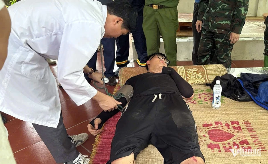 ‘Chìa khóa vàng’ từ bạn gái giúp tìm thấy nam sinh viên lạc giữa rừng Tam Đảo ‘Chìa khóa vàng’ từ bạn gái giúp tìm thấy nam sinh viên lạc giữa rừng Tam Đảo