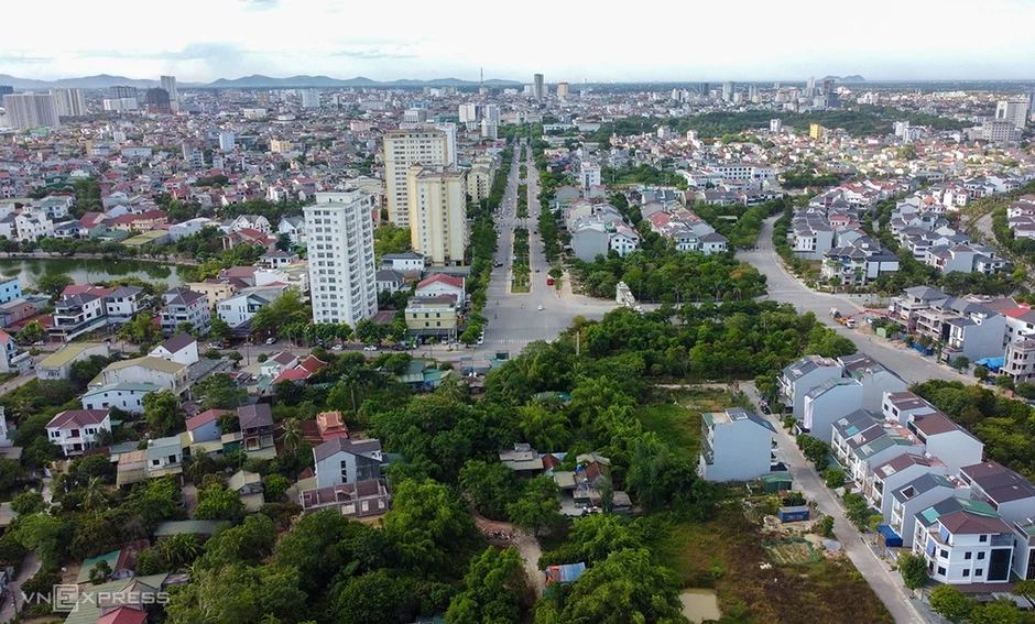 22 hộ dân 'sống treo' 18 năm ở Vinh sắp được di dời 22 hộ dân 'sống treo' 18 năm ở Vinh sắp được di dời