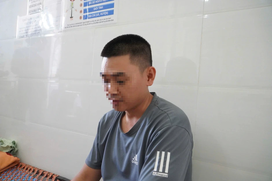 39 người nhập viện nghi ngộ độc thực phẩm sau khi ăn bánh mì ở Quy Nhơn 39 người nhập viện nghi ngộ độc thực phẩm sau khi ăn bánh mì ở Quy Nhơn