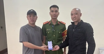 5 tỷ đồng bất ngờ đổ vào tài khoản, nam thanh niên nhanh chóng trình báo công an