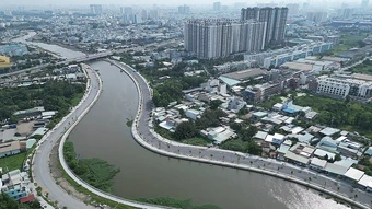 Ba triệu m3 bùn nạo vét ở kênh dài nhất TP HCM không có nơi đổ