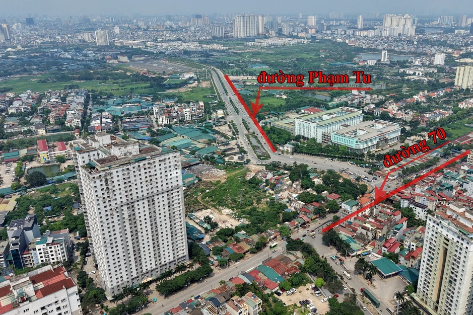 Bí thư Hà Nội 'chốt' tiến độ nút giao 'dị dạng' 785 tỉ đồng Bí thư Hà Nội 'chốt' tiến độ nút giao 'dị dạng' 785 tỉ đồng