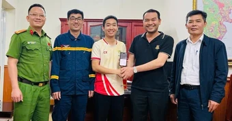 Chiến sỹ công an Thanh Hóa trả lại 500 triệu đồng cho người chuyển nhầm