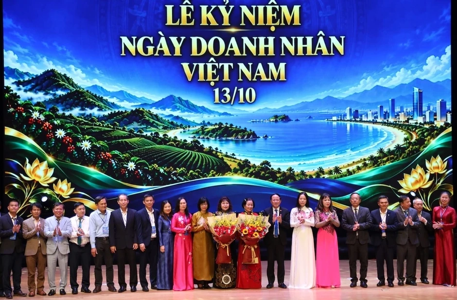 Chủ tịch Gia Lai: Chính quyền và doanh nghiệp cùng tăng tốc Chủ tịch Gia Lai: Chính quyền và doanh nghiệp cùng tăng tốc