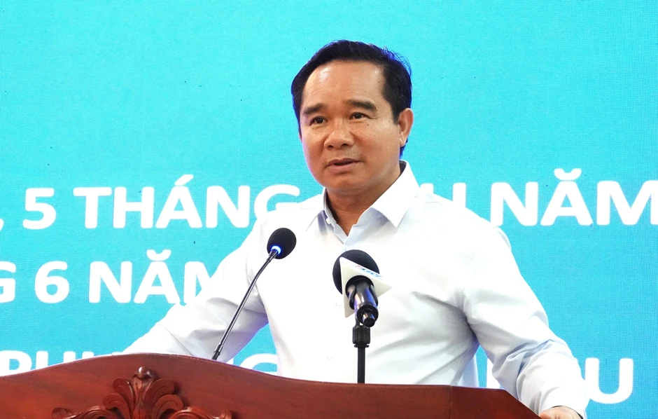 Chủ tịch Nguyễn Văn Được: TP.HCM sẽ cắt vốn dự án giải ngân 'lẹt đẹt' Chủ tịch Nguyễn Văn Được: TP.HCM sẽ cắt vốn dự án giải ngân 'lẹt đẹt'
