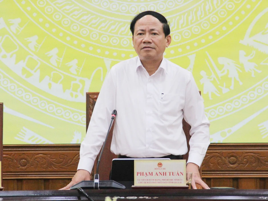Chủ tịch tỉnh Gia Lai ra lệnh ‘siết giá’: Chặn đầu cơ, găm hàng Chủ tịch tỉnh Gia Lai ra lệnh ‘siết giá’: Chặn đầu cơ, găm hàng