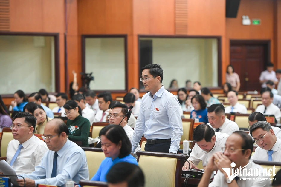 Chủ tịch UBND cấp xã sẽ cắt điện, nước công trình vi phạm ở TPHCM Chủ tịch UBND cấp xã sẽ cắt điện, nước công trình vi phạm ở TPHCM