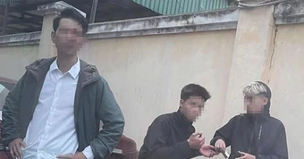 Công an thông tin vụ phụ huynh xô xát nam thanh niên gần trường học