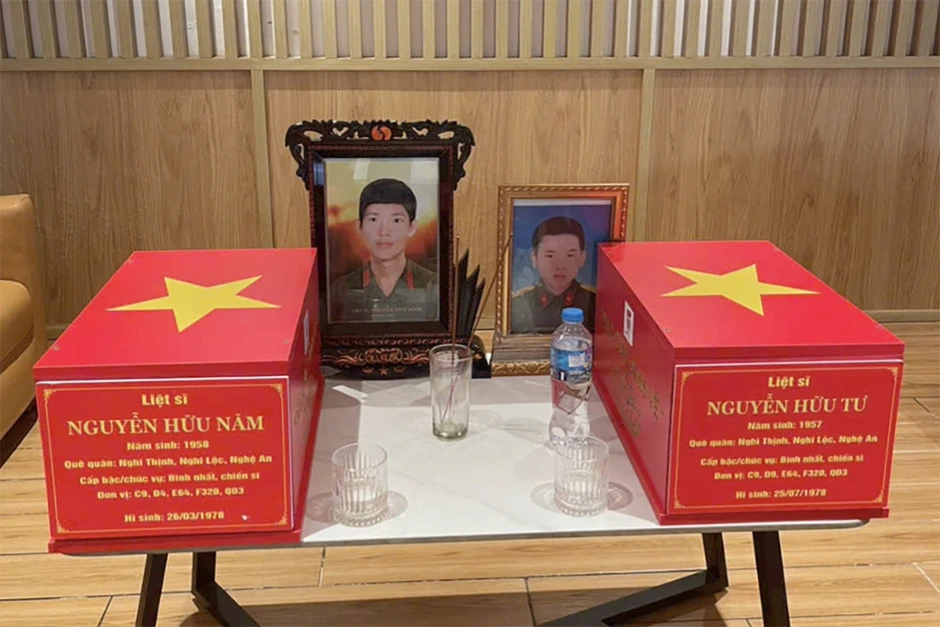 Cuộc trở về sau 49 năm của hai anh em liệt sĩ Cuộc trở về sau 49 năm của hai anh em liệt sĩ