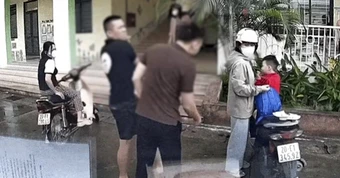 Đã xác định được người đàn ông hành hung tài xế ô tô tại trường mầm non