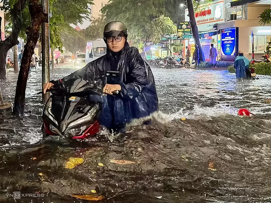 Đề xuất đầu tư 19 công trình tăng hiệu quả dự án chống ngập 10.000 tỷ đồng Đề xuất đầu tư 19 công trình tăng hiệu quả dự án chống ngập 10.000 tỷ đồng