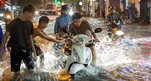 Điểm tên khu vực mưa lớn xối xả chiều tối 19/9, TPHCM nguy cơ ngập úng