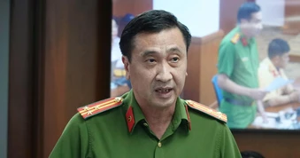 Đổ xăng dầu rồi rút ra mua tiếp để tích trữ: Công an TP.HCM nói gì?