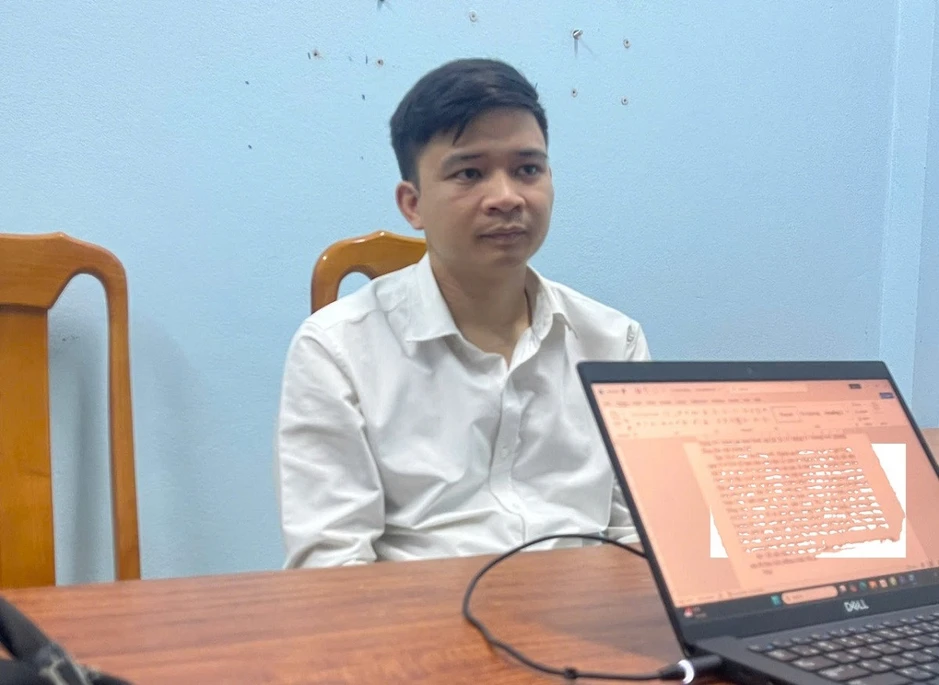 Đối tượng cầm đầu 'Hội thánh Đức Chúa Trời Mẹ' ở Quảng Trị từng làm MC sự kiện Đối tượng cầm đầu 'Hội thánh Đức Chúa Trời Mẹ' ở Quảng Trị từng làm MC sự kiện