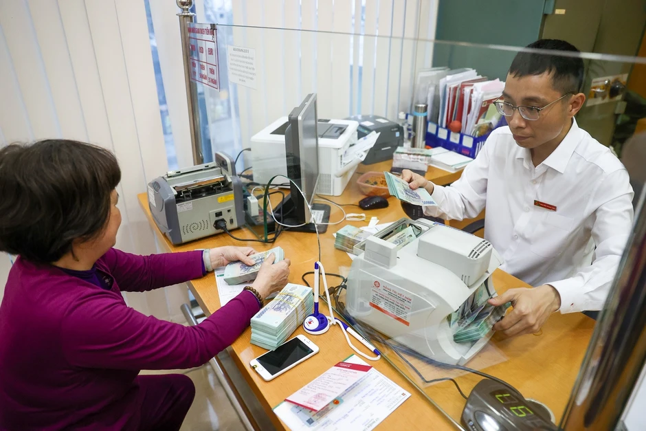 Đóng BHXH 33 năm, nghỉ việc khi chưa đủ tuổi có được nhận lương hưu ngay? Đóng BHXH 33 năm, nghỉ việc khi chưa đủ tuổi có được nhận lương hưu ngay?