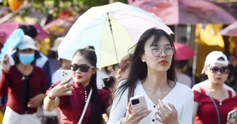 Dự báo thời tiết 18/10/2026: Miền Bắc nắng 34 độ giữa mùa thu, Nam Bộ mưa to cục bộ