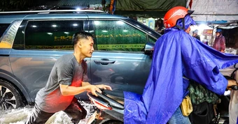 El Nino rất mạnh, TPHCM và Nam Bộ liên tiếp hứng mưa lớn dồn dập có bất thường?