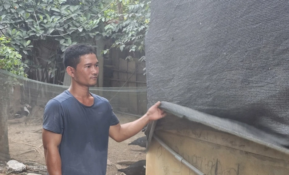 Gần 20 năm sống trong bụi đá