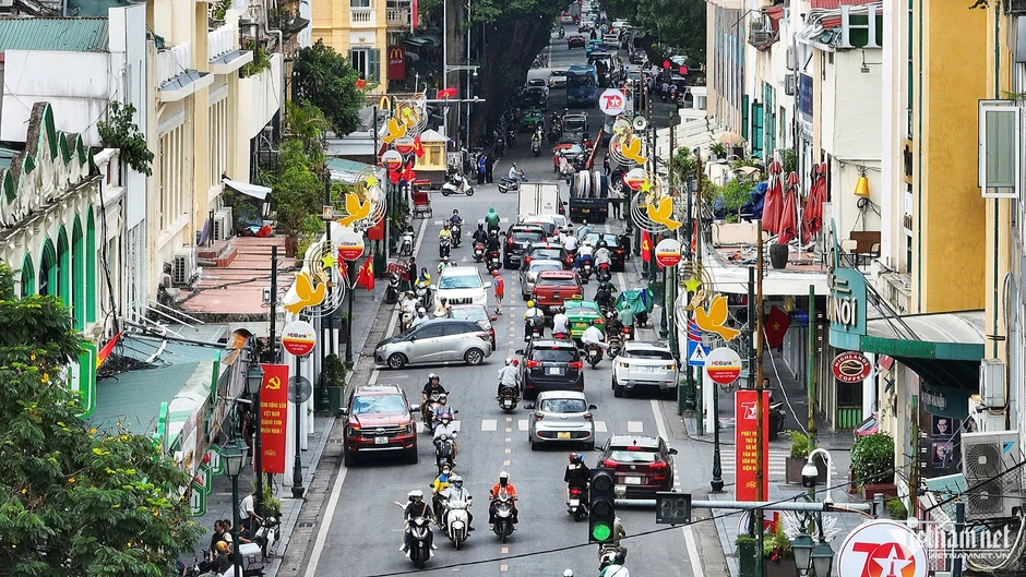Hà Nội chưa thông qua nghị quyết về cấm xe xăng tại vùng phát thải thấp Hà Nội chưa thông qua nghị quyết về cấm xe xăng tại vùng phát thải thấp