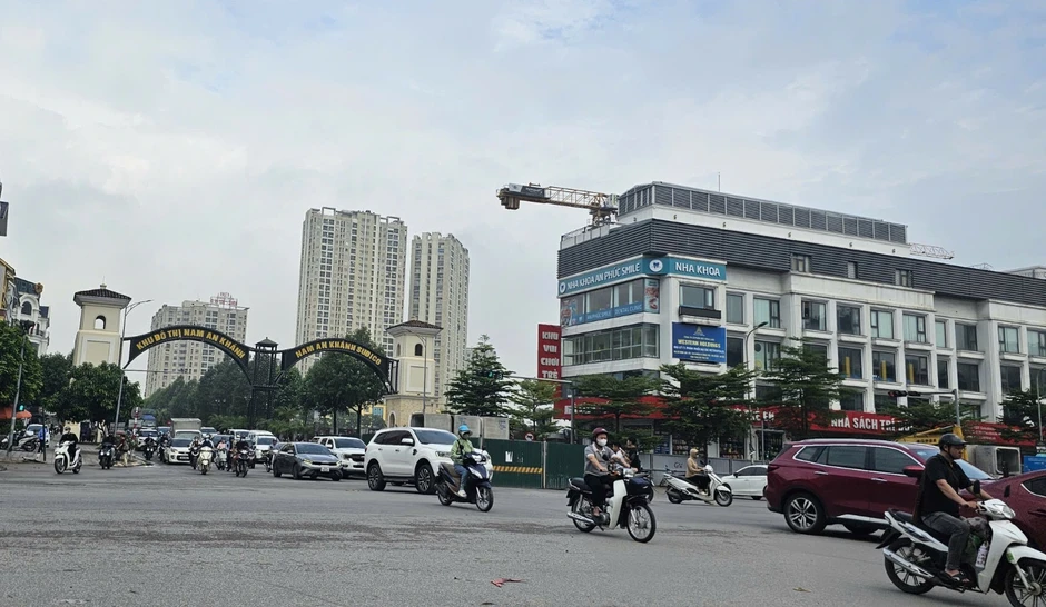 Hà Nội: Nước ngập rút nhanh, chỉ còn vài điểm úng cục bộ Hà Nội: Nước ngập rút nhanh, chỉ còn vài điểm úng cục bộ
