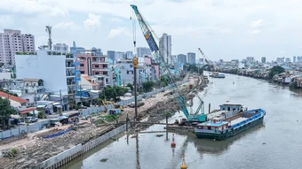 Hàng triệu m3 bùn chặn tiến độ dự án trọng điểm TP HCM