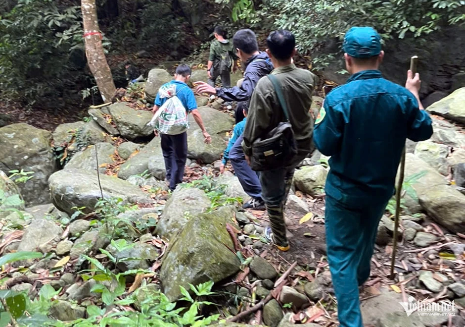 Hành trình 36 giờ mất tích khi leo núi Tam Đảo của nam sinh Hà Nội Hành trình 36 giờ mất tích khi leo núi Tam Đảo của nam sinh Hà Nội