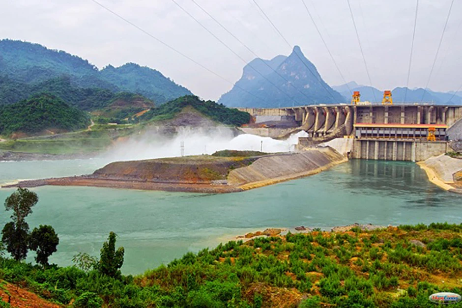 Hồ thủy điện Tuyên Quang mở cửa xả đáy, cảnh báo khẩn vùng hạ du Hồ thủy điện Tuyên Quang mở cửa xả đáy, cảnh báo khẩn vùng hạ du