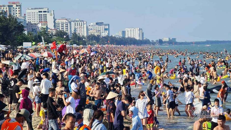 Kỳ nghỉ 30/4-1/5 dài hay ngắn, đang chờ tiếng nói người lao động Kỳ nghỉ 30/4-1/5 dài hay ngắn, đang chờ tiếng nói người lao động
