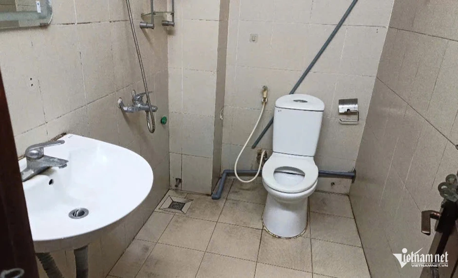 Lời kể nữ chủ nhà trọ nơi bé gái 4 tuổi bị mẹ đẻ, cha dượng bạo hành dẫn đến tử vong Lời kể nữ chủ nhà trọ nơi bé gái 4 tuổi bị mẹ đẻ, cha dượng bạo hành dẫn đến tử vong