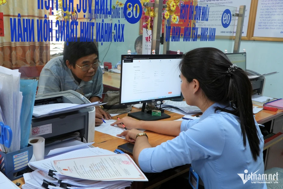Mô hình 'Ngày thứ 6 không hẹn' ở một xã khiến người dân bất ngờ vì sự thuận tiện Mô hình 'Ngày thứ 6 không hẹn' ở một xã khiến người dân bất ngờ vì sự thuận tiện