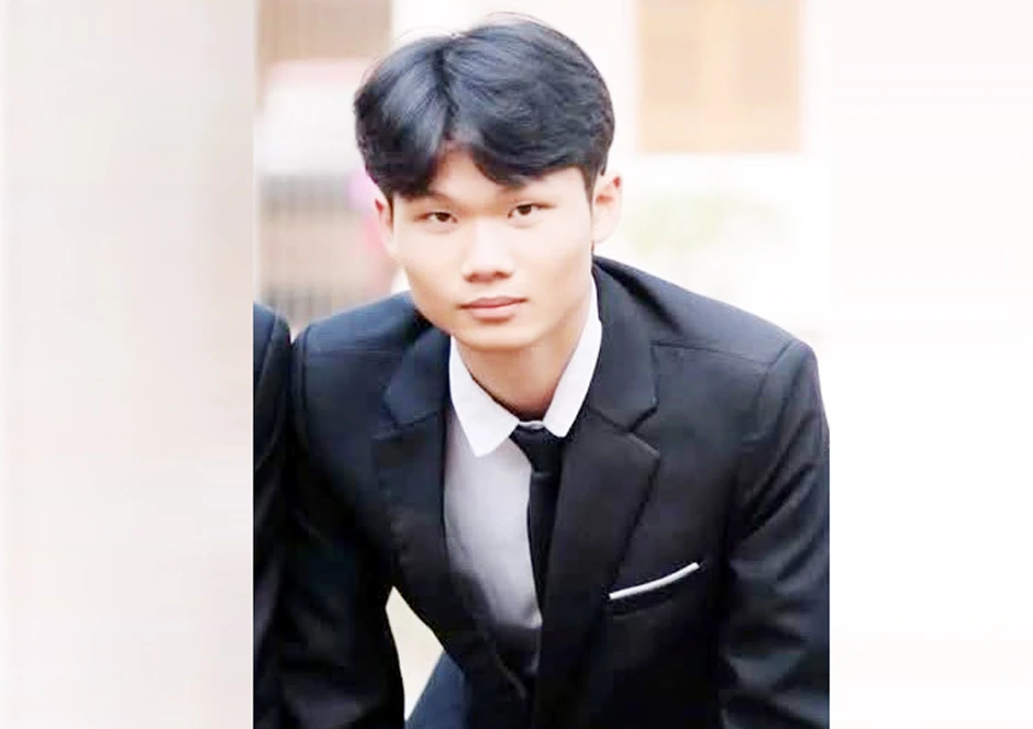 Nam sinh năm 4 ở Hà Nội mất liên lạc 3 ngày, mẹ mong con trở về Nam sinh năm 4 ở Hà Nội mất liên lạc 3 ngày, mẹ mong con trở về