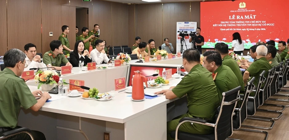 Rút ngắn thời gian xử lý sự cố cháy nổ nhờ hệ thống truyền tin báo cháy Rút ngắn thời gian xử lý sự cố cháy nổ nhờ hệ thống truyền tin báo cháy