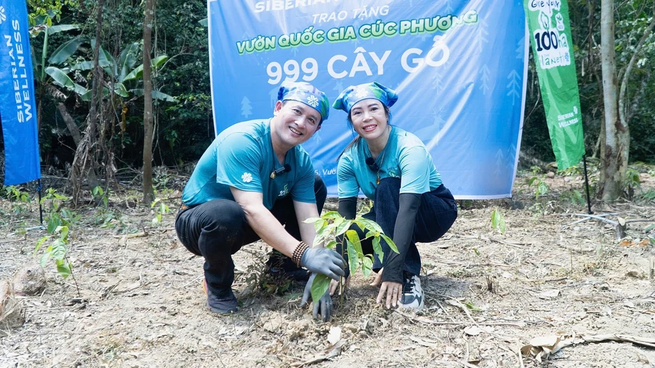 Siberian Wellness chung tay trồng 999 cây xanh tại rừng Cúc Phương Siberian Wellness chung tay trồng 999 cây xanh tại rừng Cúc Phương