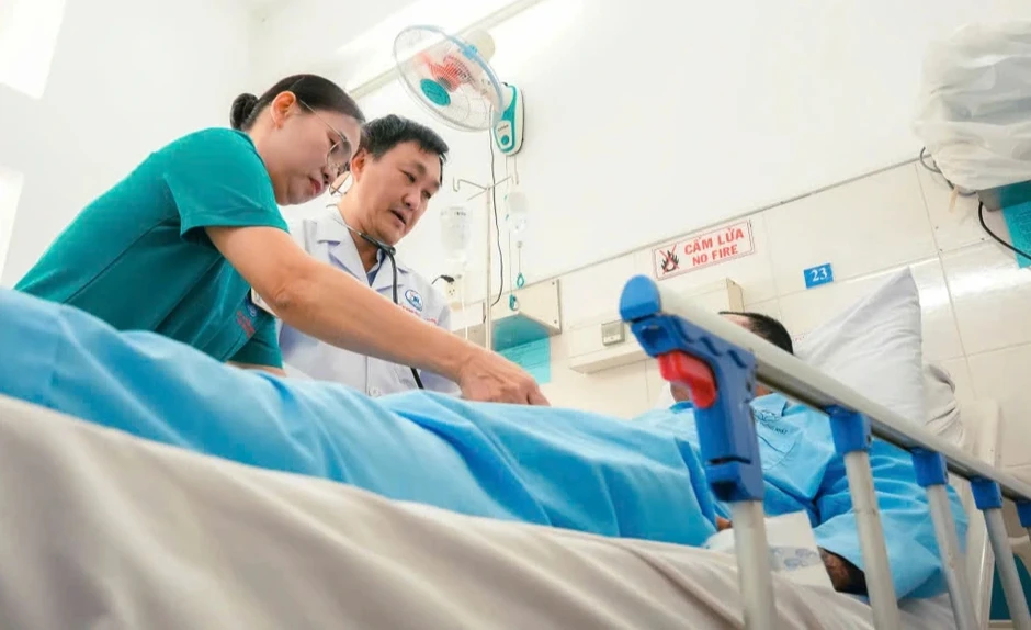 Tài xế xe công nghệ bị đâm xuyên tim, mất 2 lít máu được cứu sống Tài xế xe công nghệ bị đâm xuyên tim, mất 2 lít máu được cứu sống