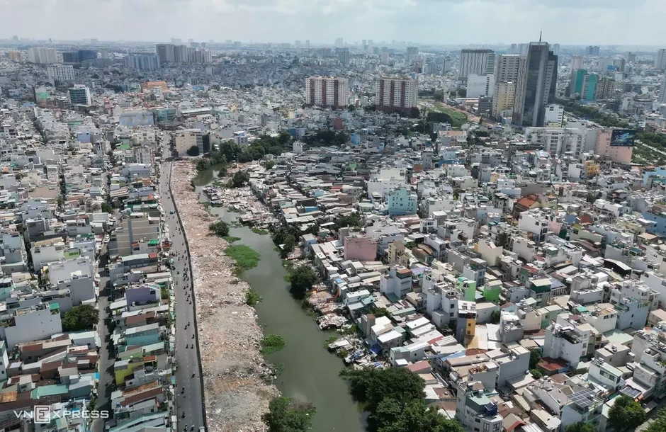 TP HCM đau đầu tìm chỗ đổ hơn 17 triệu m3 bùn nạo vét TP HCM đau đầu tìm chỗ đổ hơn 17 triệu m3 bùn nạo vét